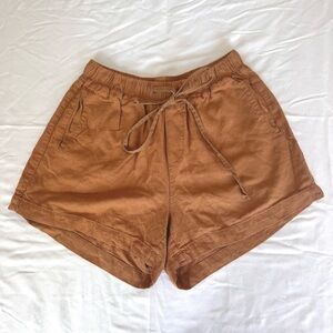 Thread & supply brown linen drawstring shorts size medium